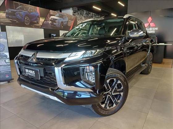 MITSUBISHI L200 TRITON 2.4 16V TURBO DIESEL SPORT HPE-S CD 4P 4X4 AUTOMÁTICO